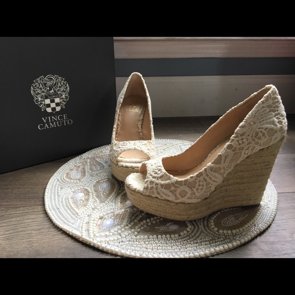 Vince Camuto Wedges